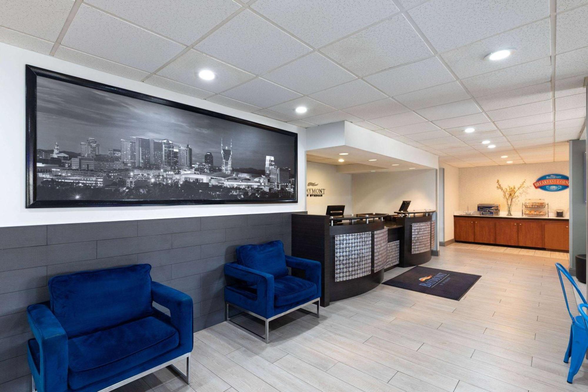Baymont By Wyndham Nashville Airport Exterior photo
