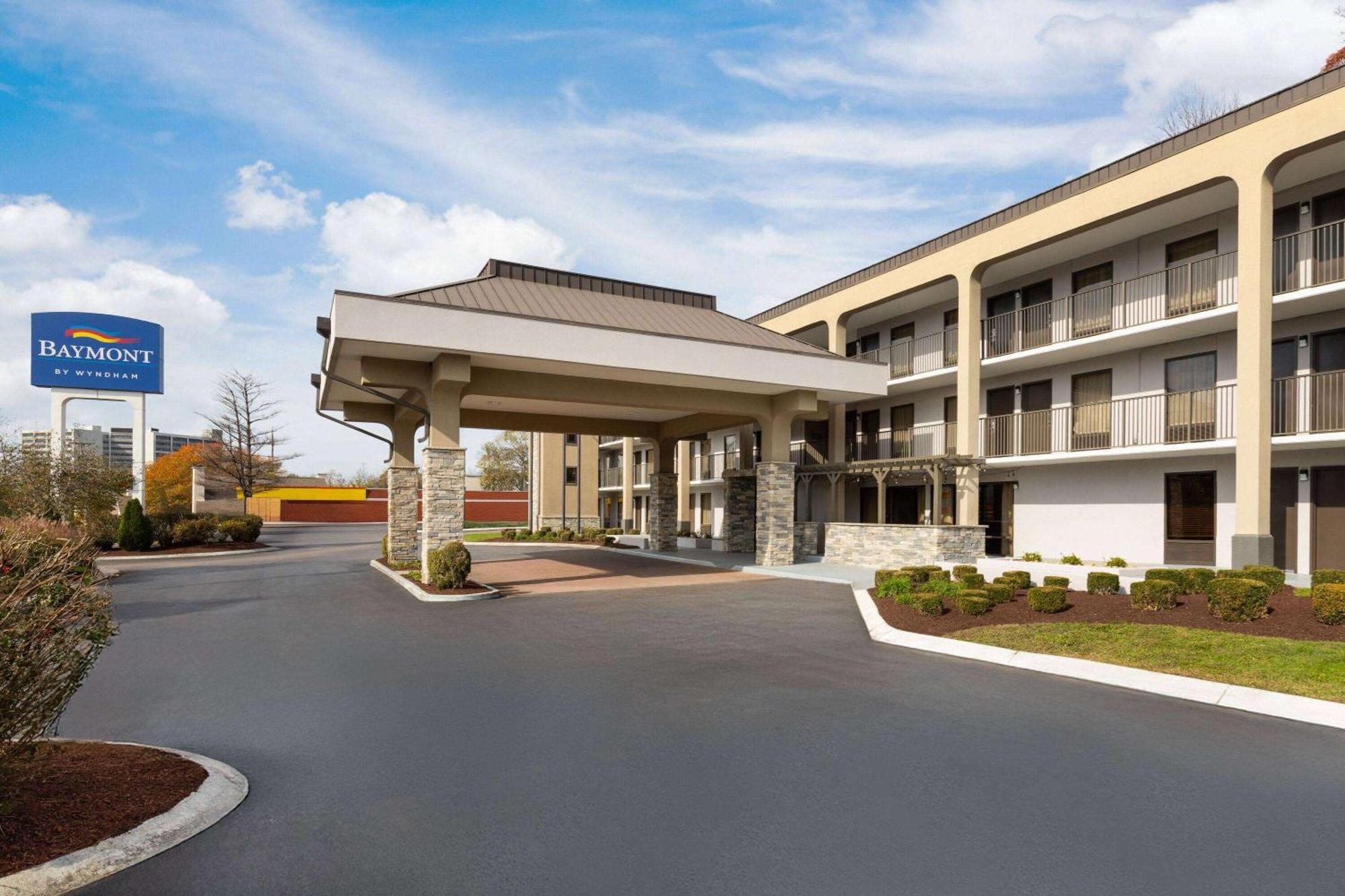 Baymont By Wyndham Nashville Airport Exterior photo