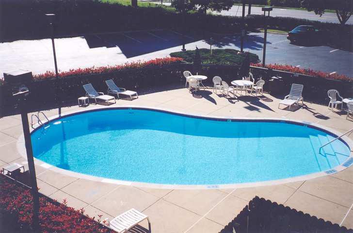 Baymont By Wyndham Nashville Airport Exterior photo